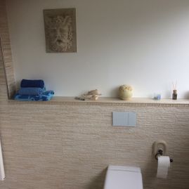 Fliesen, Mosaik, Feinstein und Terrassenplatten