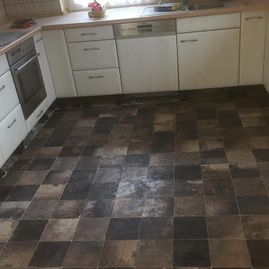Fliesen, Mosaik, Feinstein und Terrassenplatten