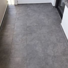 Fliesen, Mosaik, Feinstein und Terrassenplatten